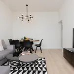 Appartamento Panorama Spacious By Renters Prestige