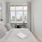 Panorama Spacious By Renters Prestige